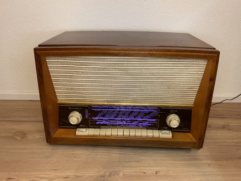Radio-Box