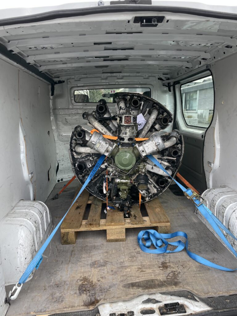 M462RF Sternmotor Tisch